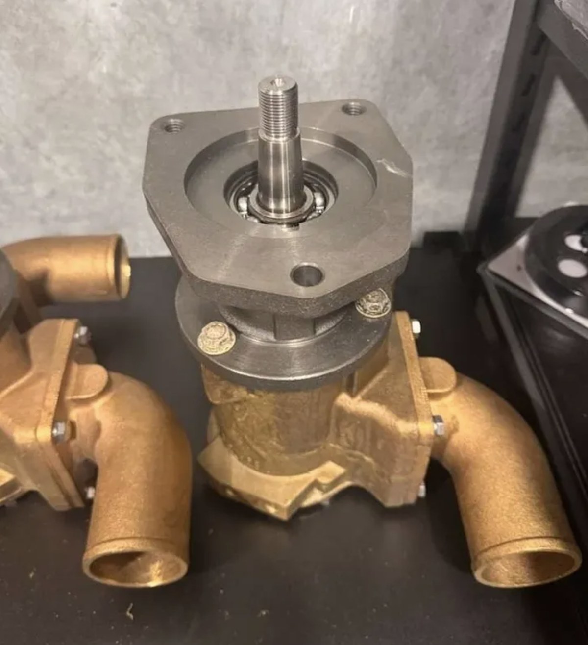 CAT 359-6663 Pump GP-AUX genuine Caterpillar auxiliary water pump front view